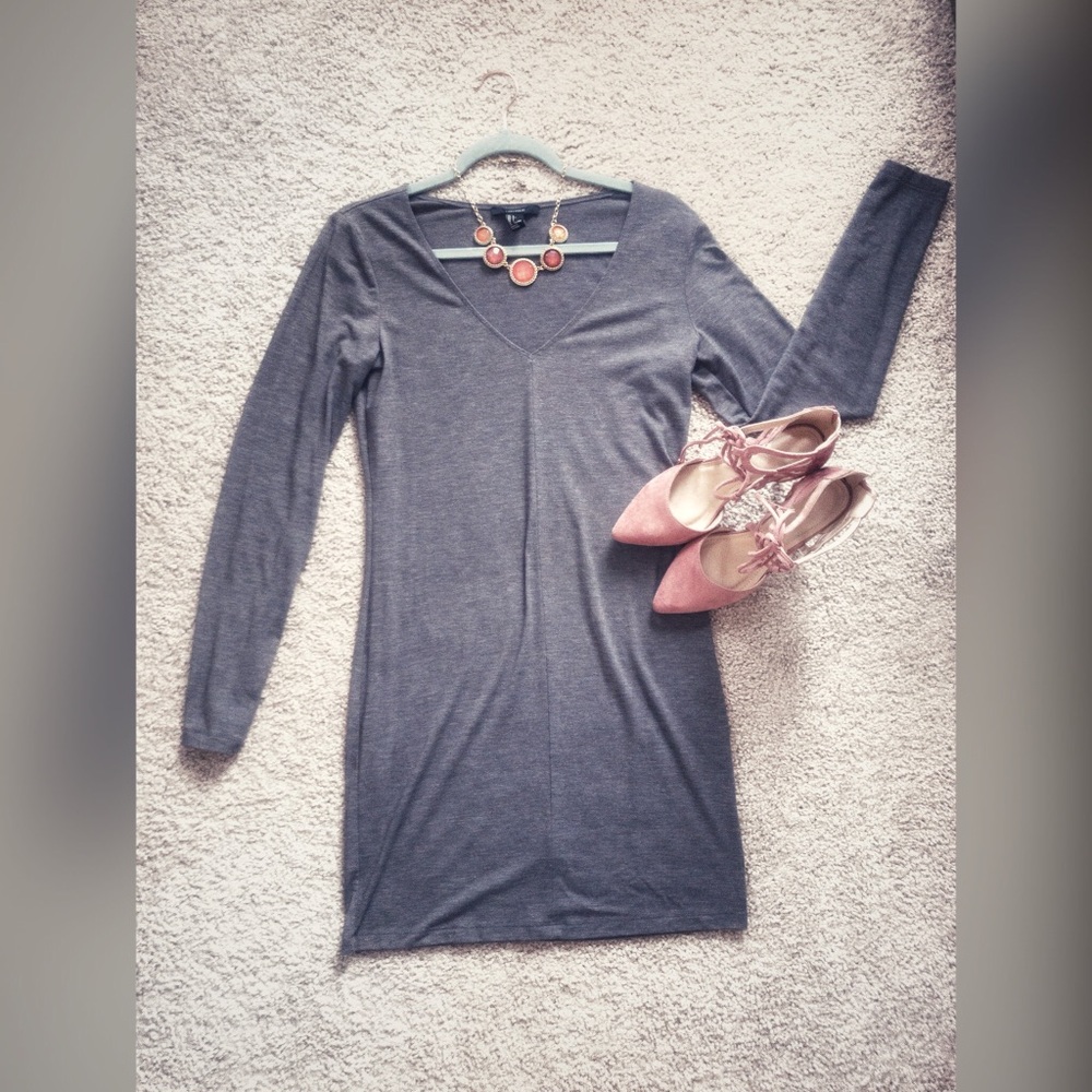Grey V-Neck Bodycon Dress: